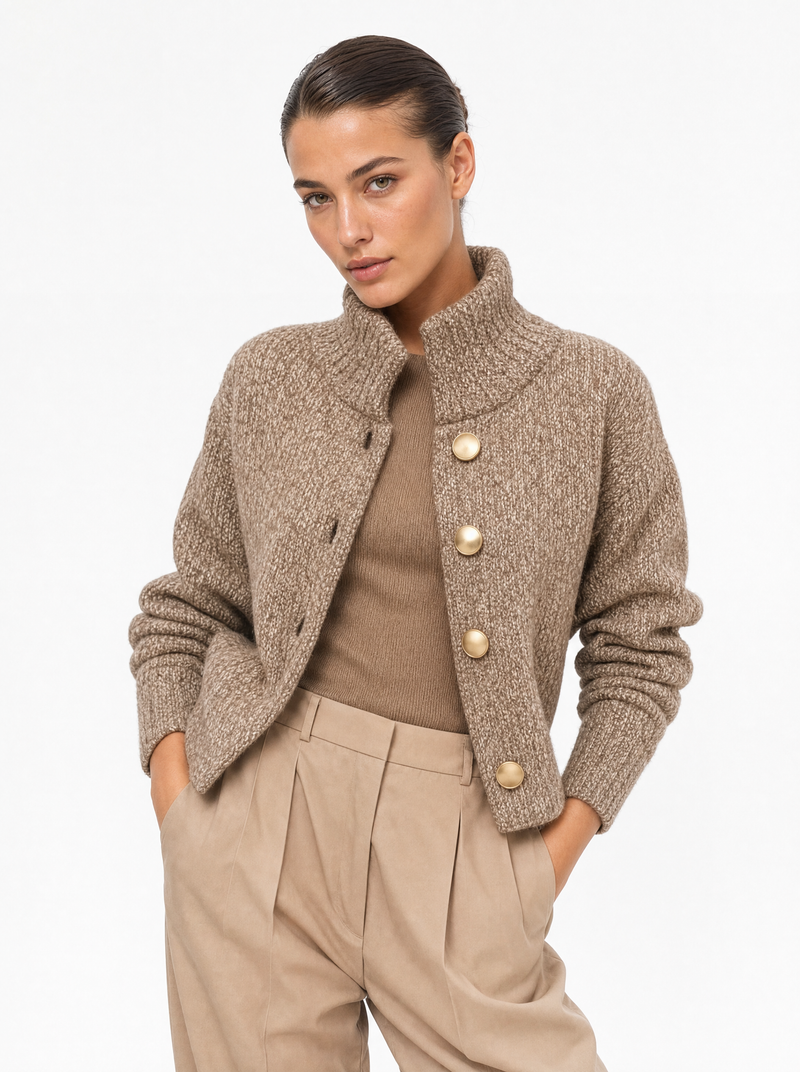 Veste en maille à boutons dorés