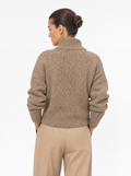 Veste en maille à boutons dorés