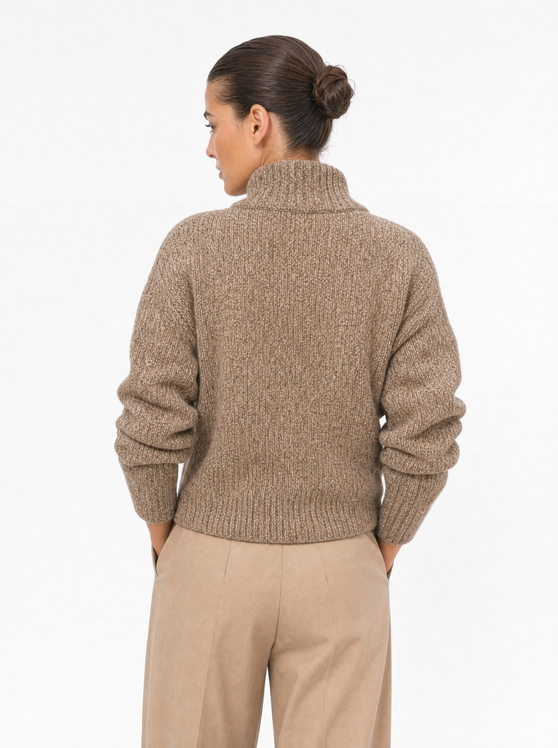 Veste en maille à boutons dorés